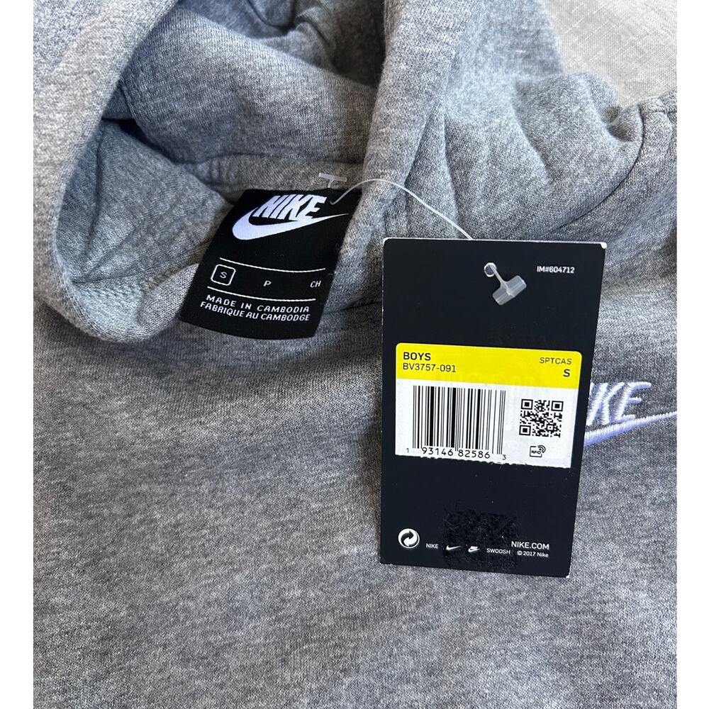 Nike Kids' SMALL Sportswear Club Fleece Hoodie, Grey / White - Picture 2 of 3